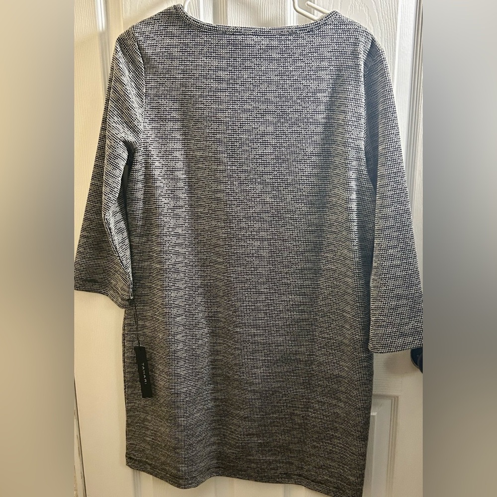 Tahari Monochrome Knit Dress - Picture 2 of 4
